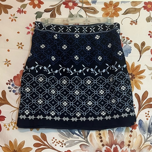 LOFT Dresses & Skirts - Loft 6 Blue Embroidered Boho Mediterranean Casual Summer Fall Casual City Skirt
